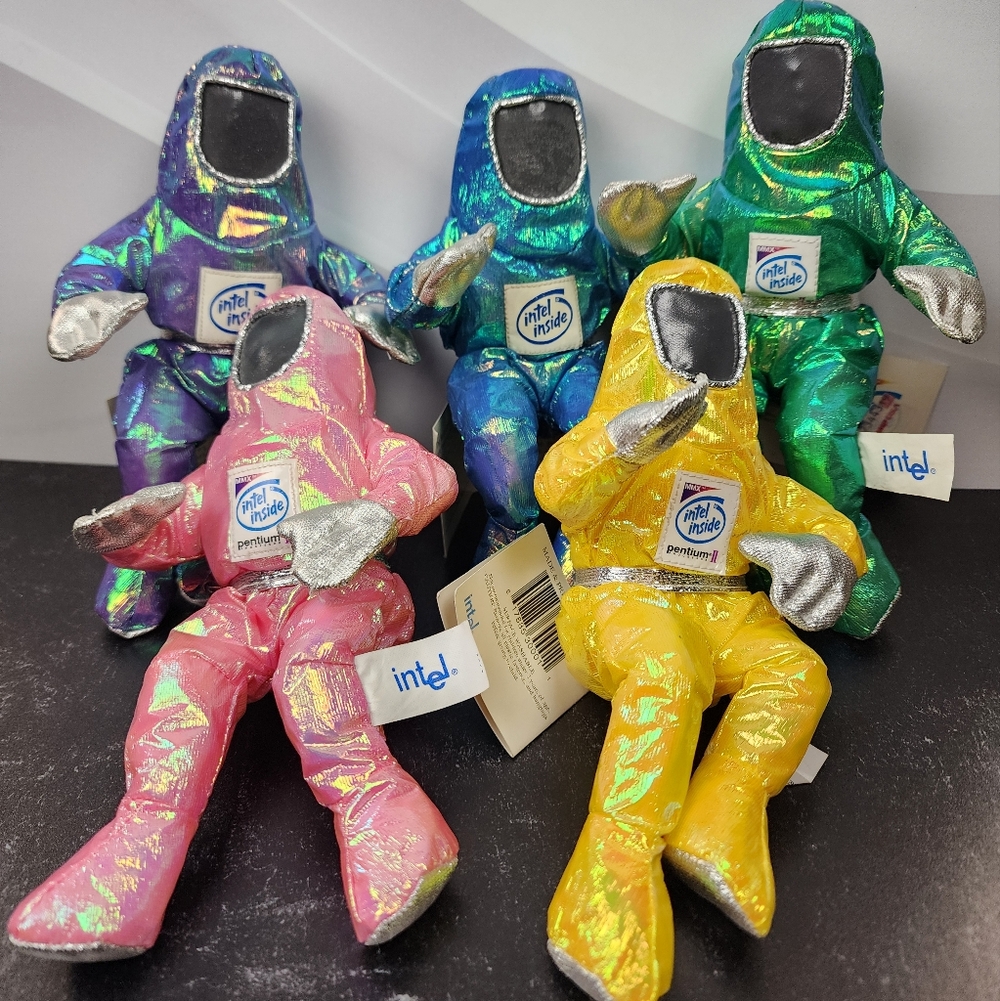 Rare Complete Set! 1997 Intel BunnyPeople Plush Dolls — All 5 Colors NWT